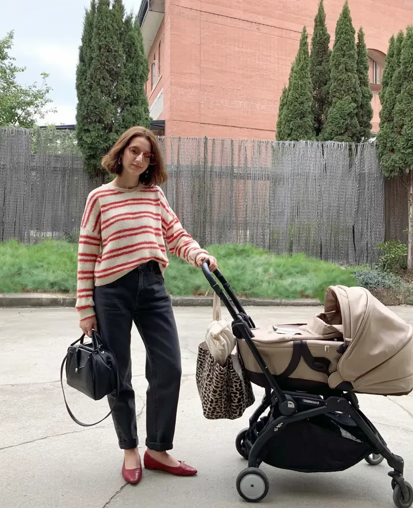 Casual Mom Outfits 2026: Easy, Stylish Looks for Every Season