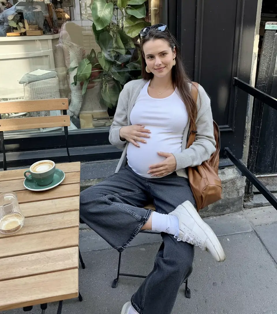Cute Pregnancy Outfits 2026: Inspiring Looks for Every Season and Mood