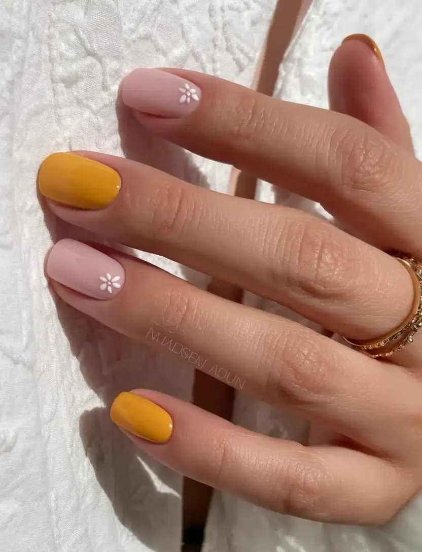 Short Spring Nails Ideas 2026: Fresh, Simple & Aesthetic Designs for the New Season