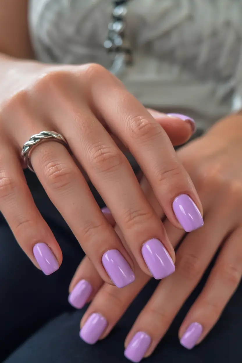 Spring Nails Color Ideas 2026: Fresh Two-Color & Solid Spring Manicures
