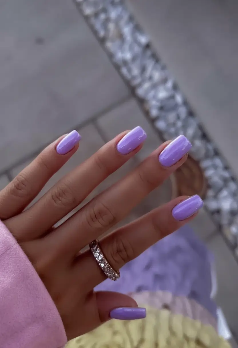 Spring Nails Color Ideas 2026: Fresh Two-Color & Solid Spring Manicures