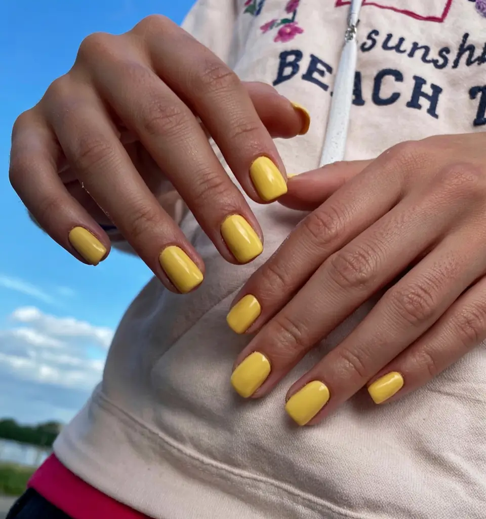 Yellow Spring Nails 2026: Fresh Ideas and Trendy Designs for the New Season