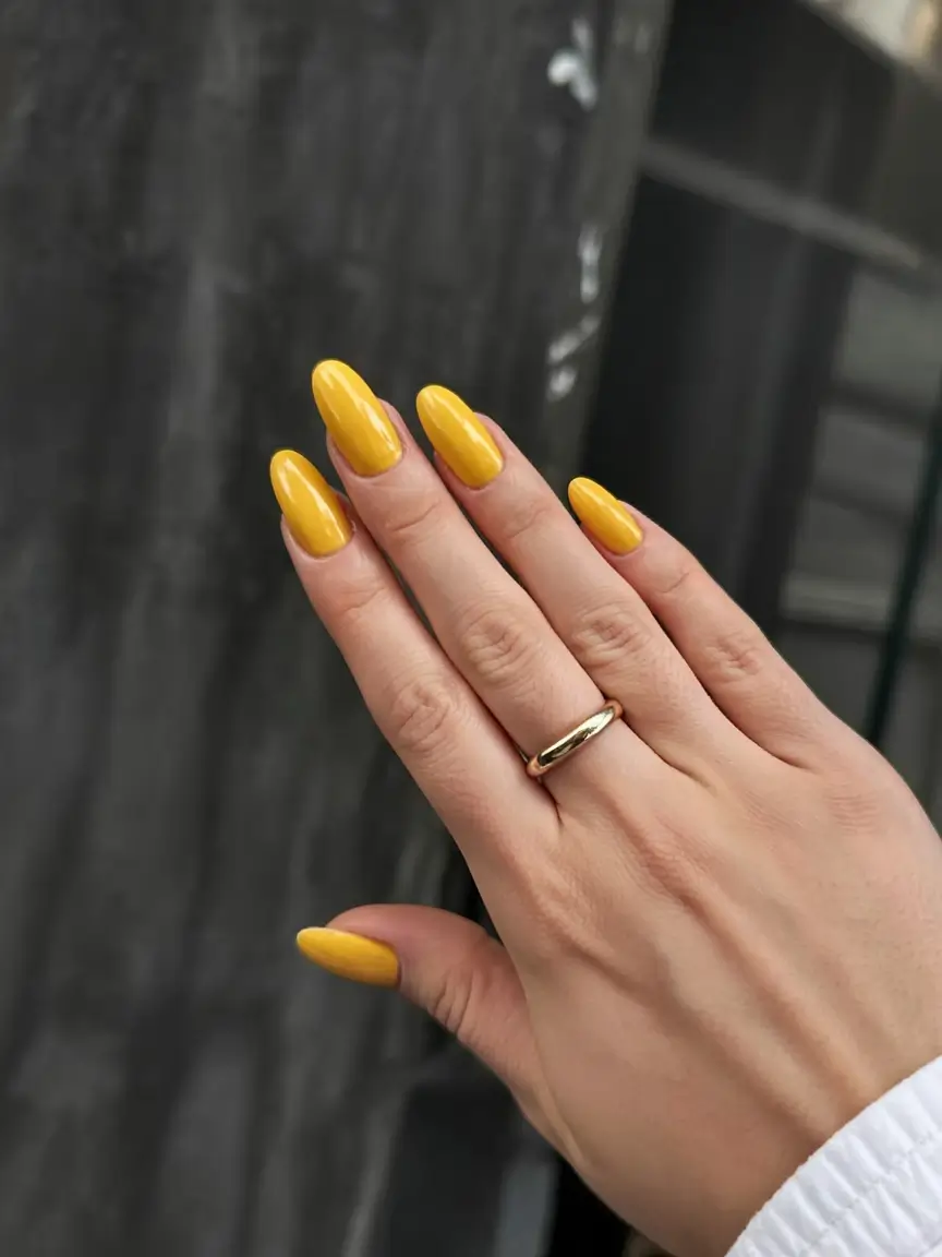 Yellow Spring Nails 2026: Fresh Ideas and Trendy Designs for the New Season