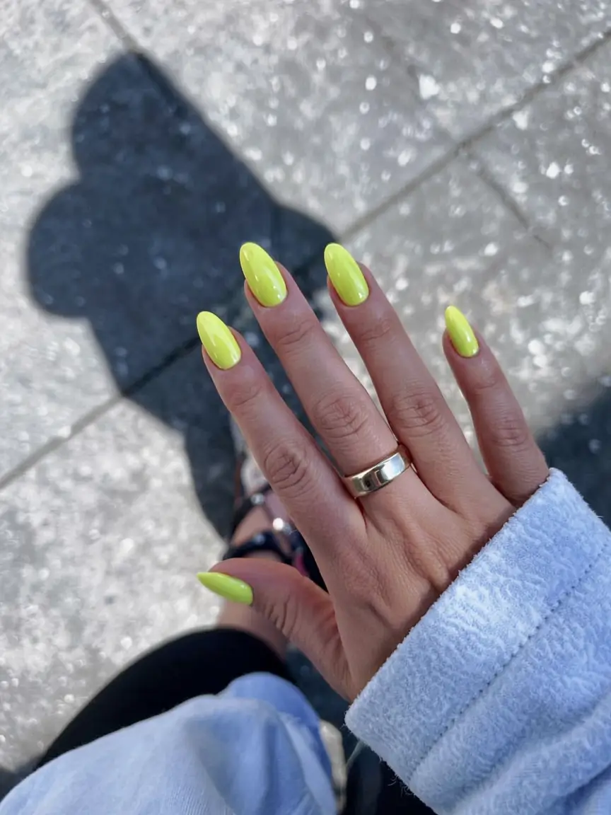 Acrylic Spring Nails Designs 2026: Fresh Almond, Square & Pink Acrylic Ideas for Spring